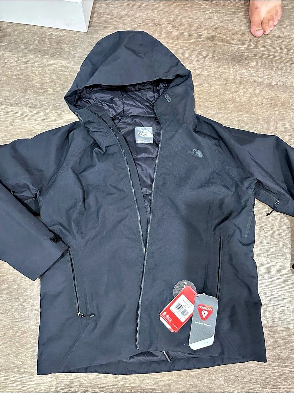 The North Face Fuse Montro Insulated Jacket Men's Black Puffer NWT